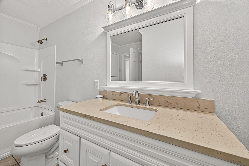 714 E Humble Street - Photo 26
