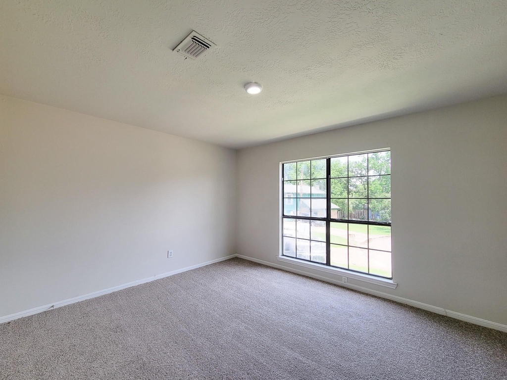 8719 Valley Song Drive - Photo 17