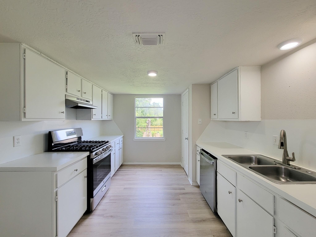 8719 Valley Song Drive - Photo 13