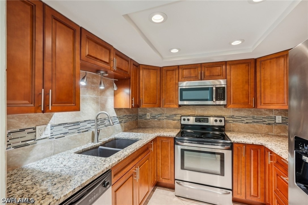 13345 Broadhurst Loop - Photo 11
