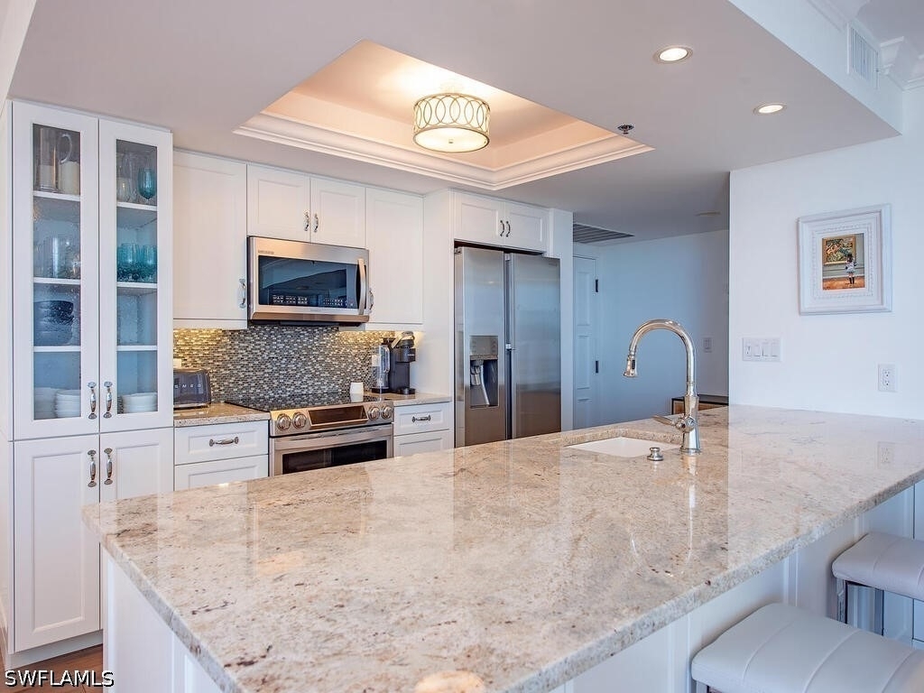 6585 Nicholas Boulevard - Photo 10