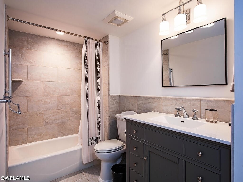 6585 Nicholas Boulevard - Photo 9