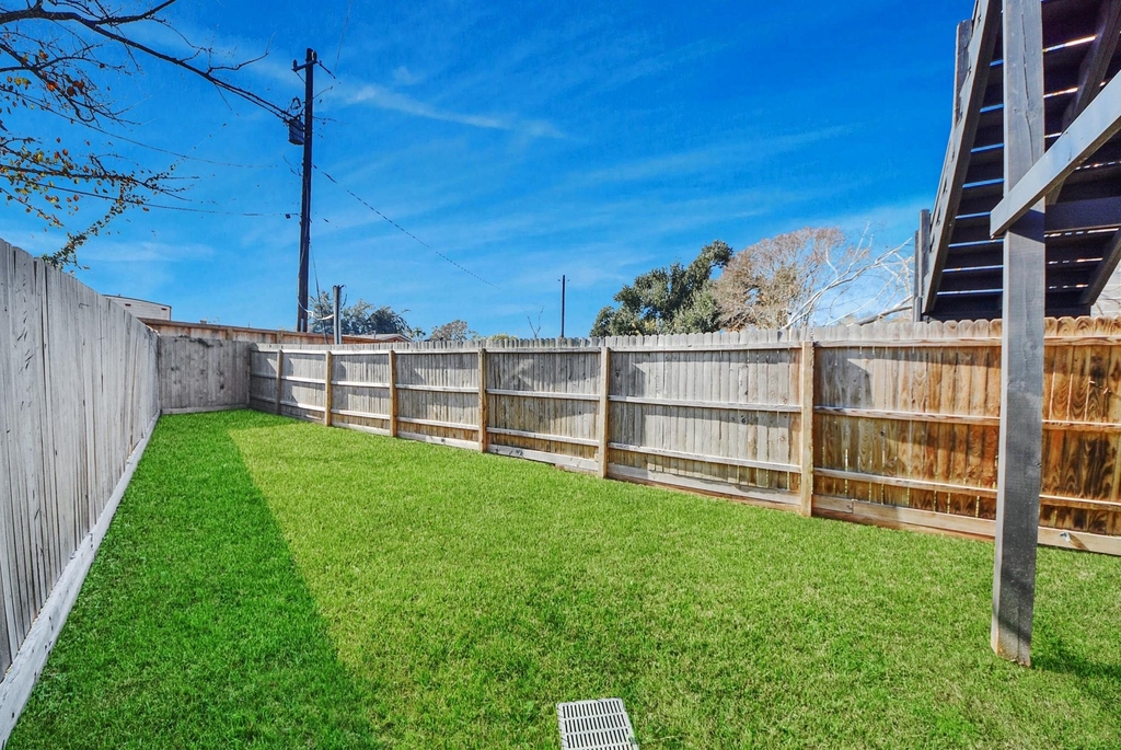 618 Maple Way - Photo 43