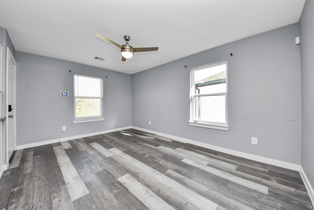 618 Maple Way - Photo 23