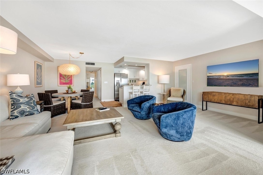 2800 Gulf Shore Boulevard N - Photo 4