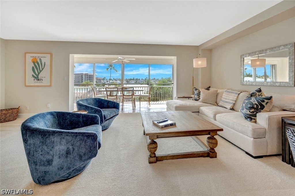 2800 Gulf Shore Boulevard N - Photo 2