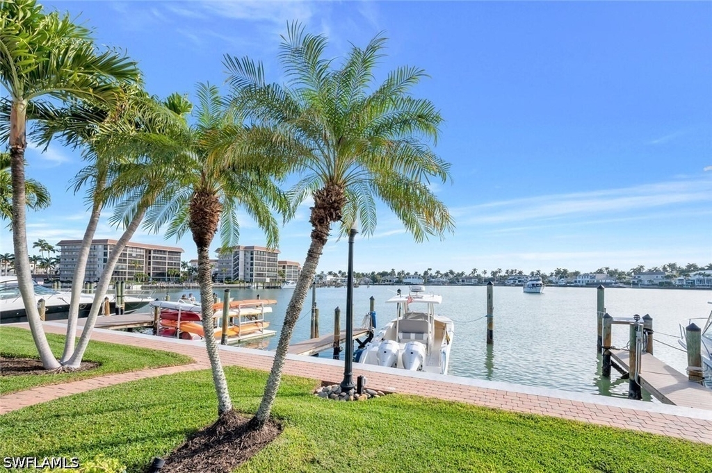 2800 Gulf Shore Boulevard N - Photo 33
