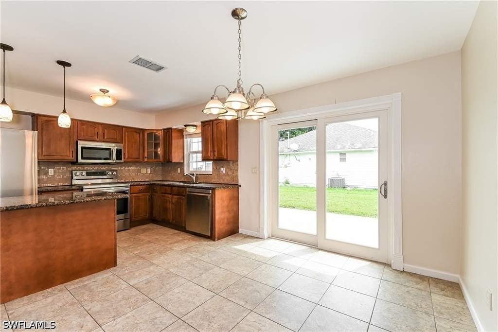 302 Se 3rd Street - Photo 7