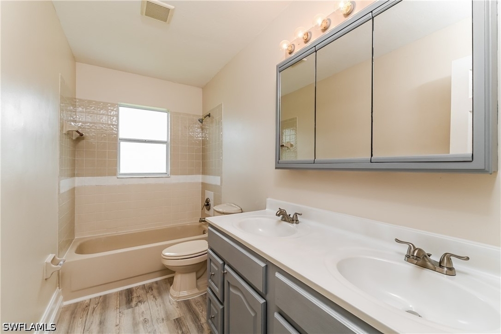 302 Se 3rd Street - Photo 8