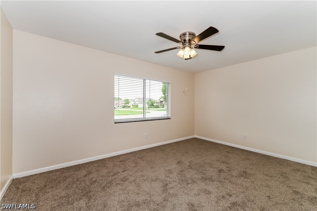 302 Se 3rd Street - Photo 10