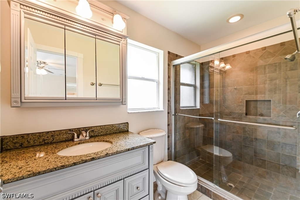 302 Se 3rd Street - Photo 11