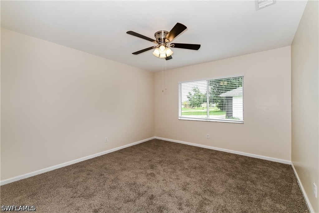 302 Se 3rd Street - Photo 9