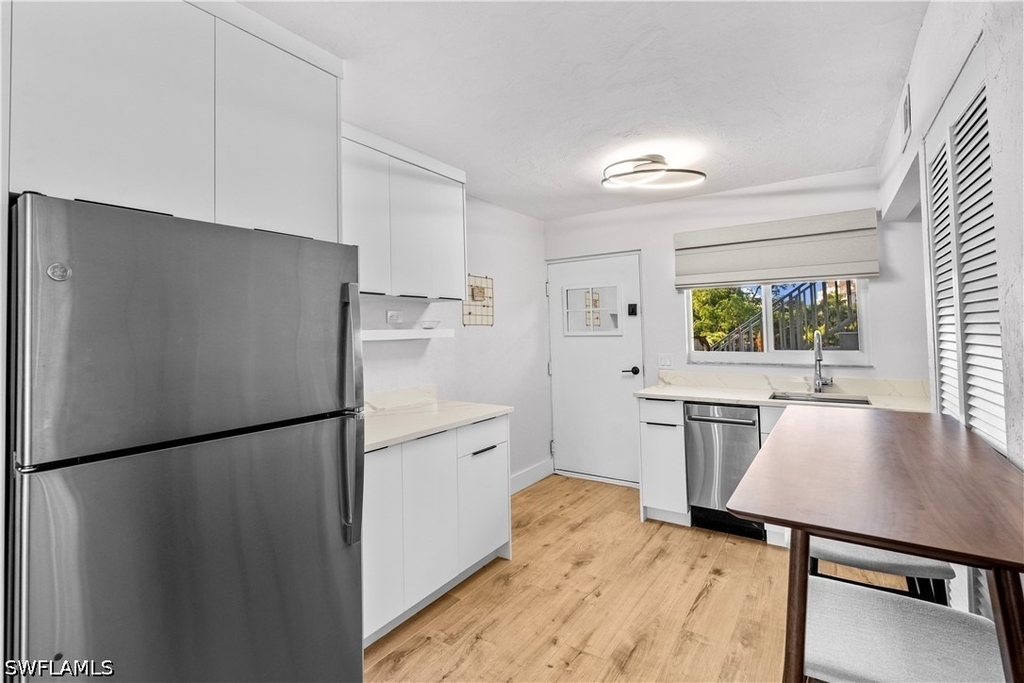 377 Vanderbilt Beach Road - Photo 5
