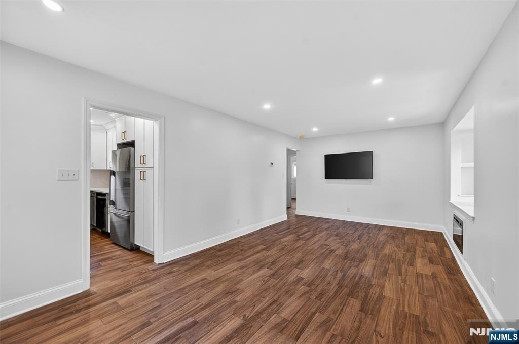 101 Sheldon - Photo 1