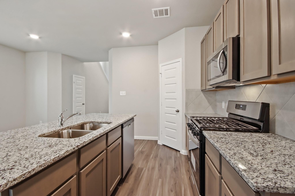 2416 Bluefish Court - Photo 3