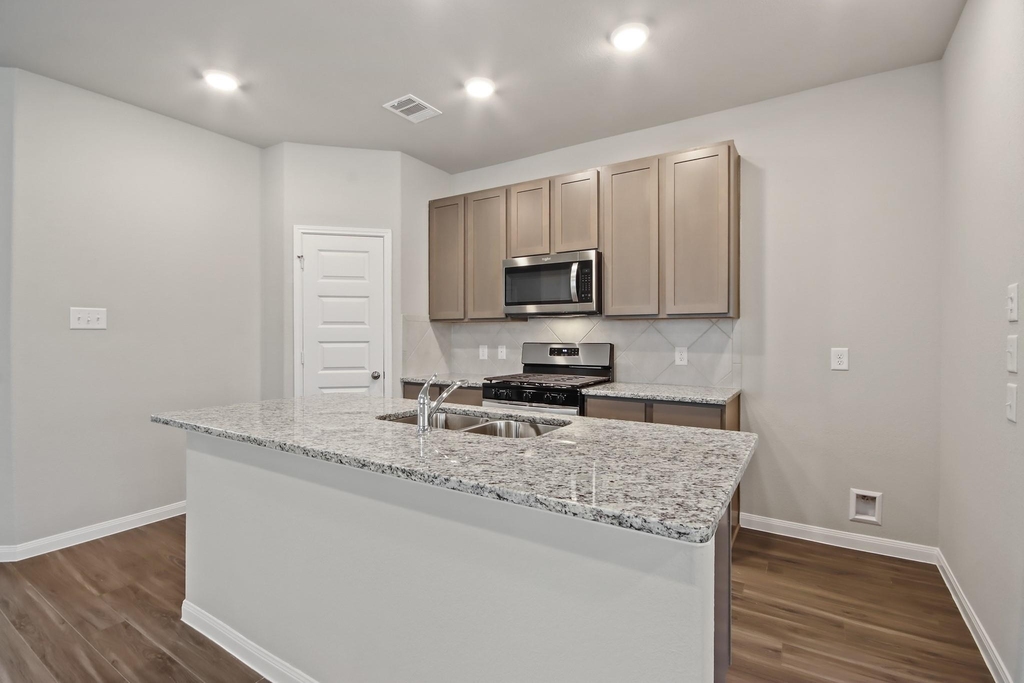 2416 Bluefish Court - Photo 4