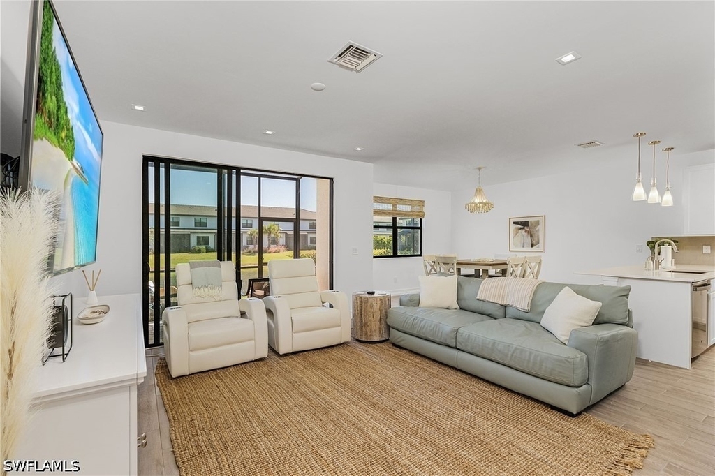 7596 Morgan Way - Photo 3