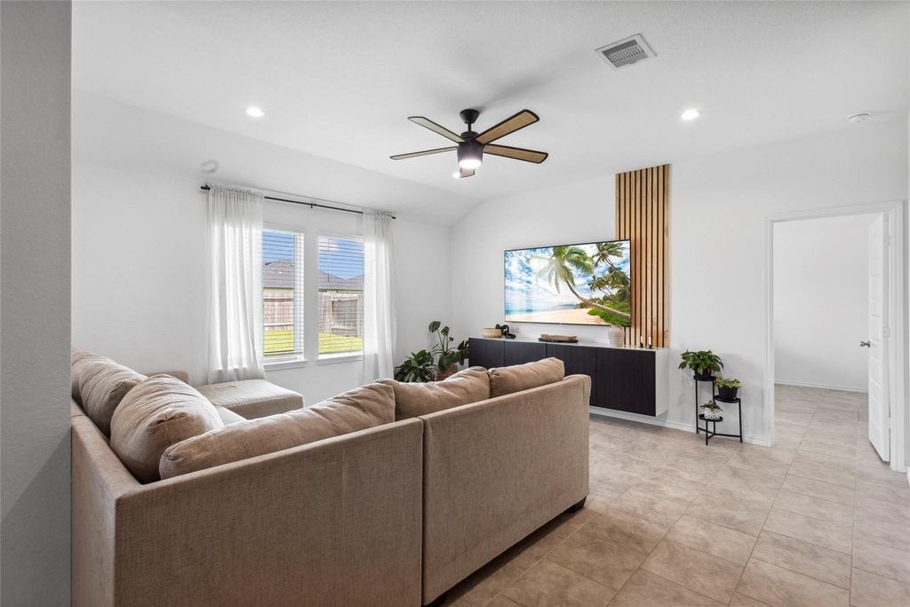 7510 Carson Court - Photo 5