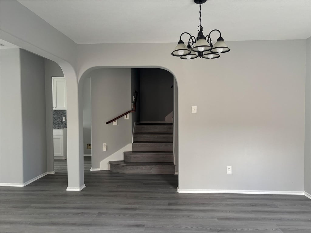 13642 Rural Oak Street - Photo 8