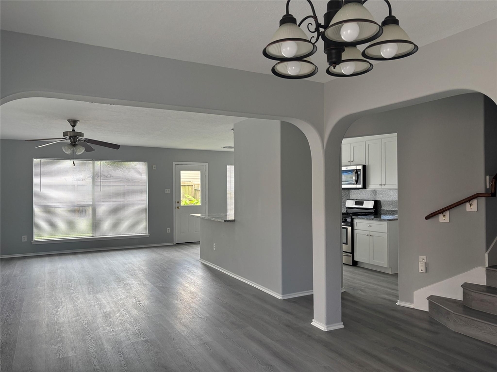 13642 Rural Oak Street - Photo 6