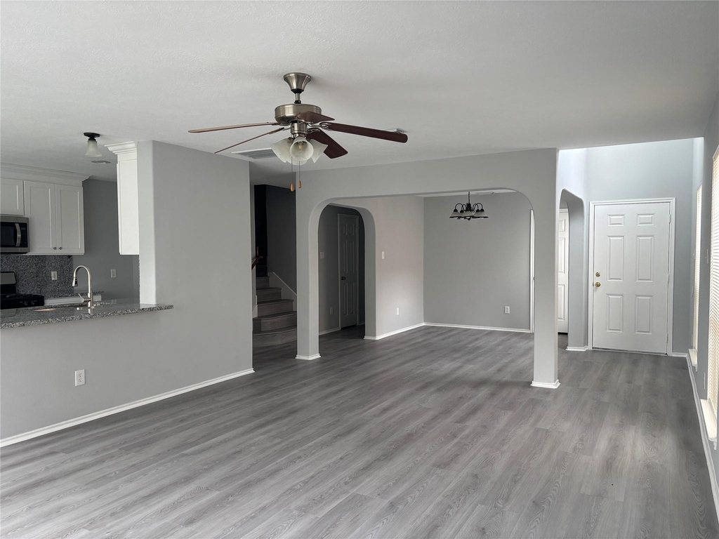 13642 Rural Oak Street - Photo 11