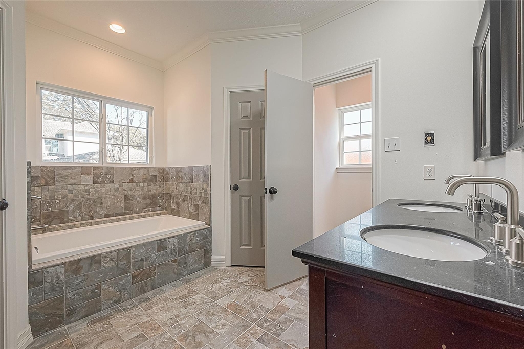 1015 Sugar Lakes Drive - Photo 24