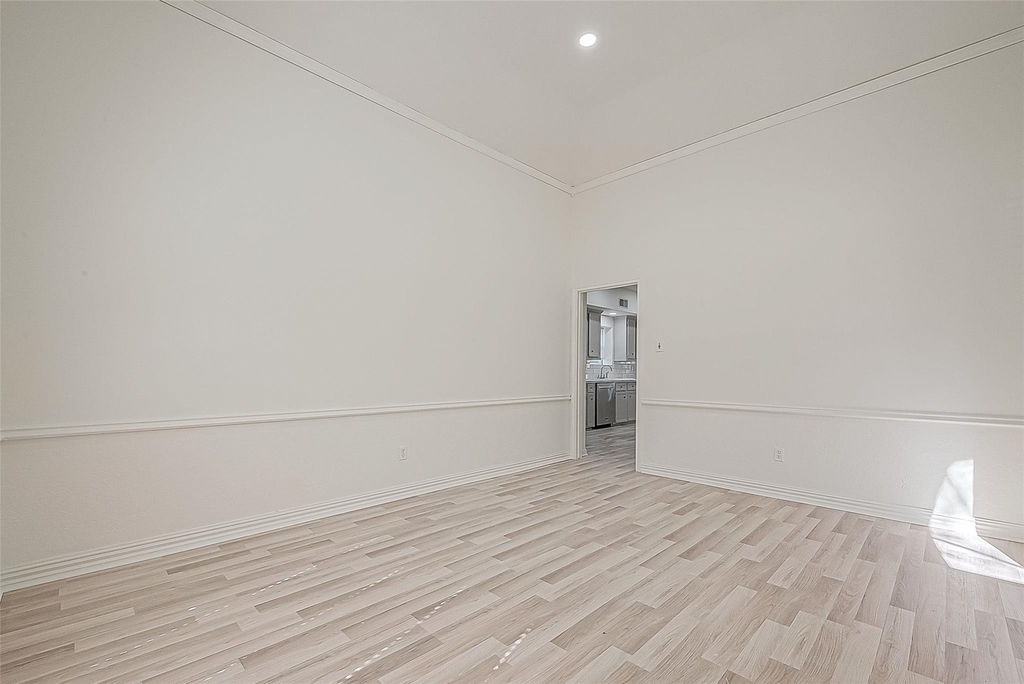 1015 Sugar Lakes Drive - Photo 16