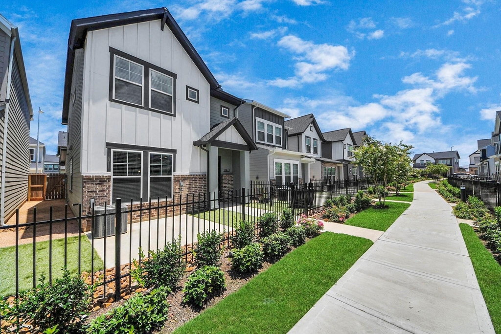 5300 Berkeley Knoll Circle - Photo 4