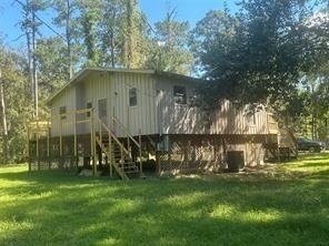 17901 Pine Street - Photo 2