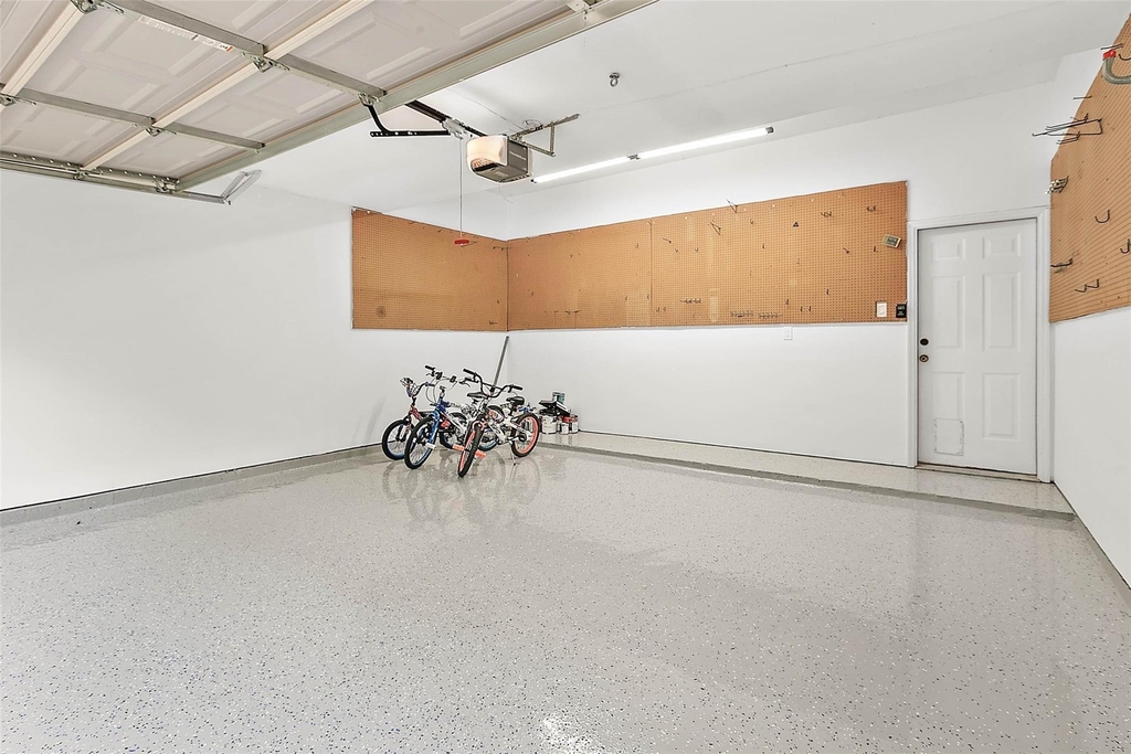 8 Greentwig Place - Photo 30