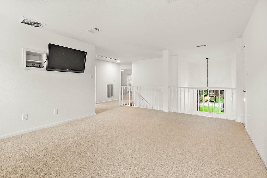 8 Greentwig Place - Photo 23