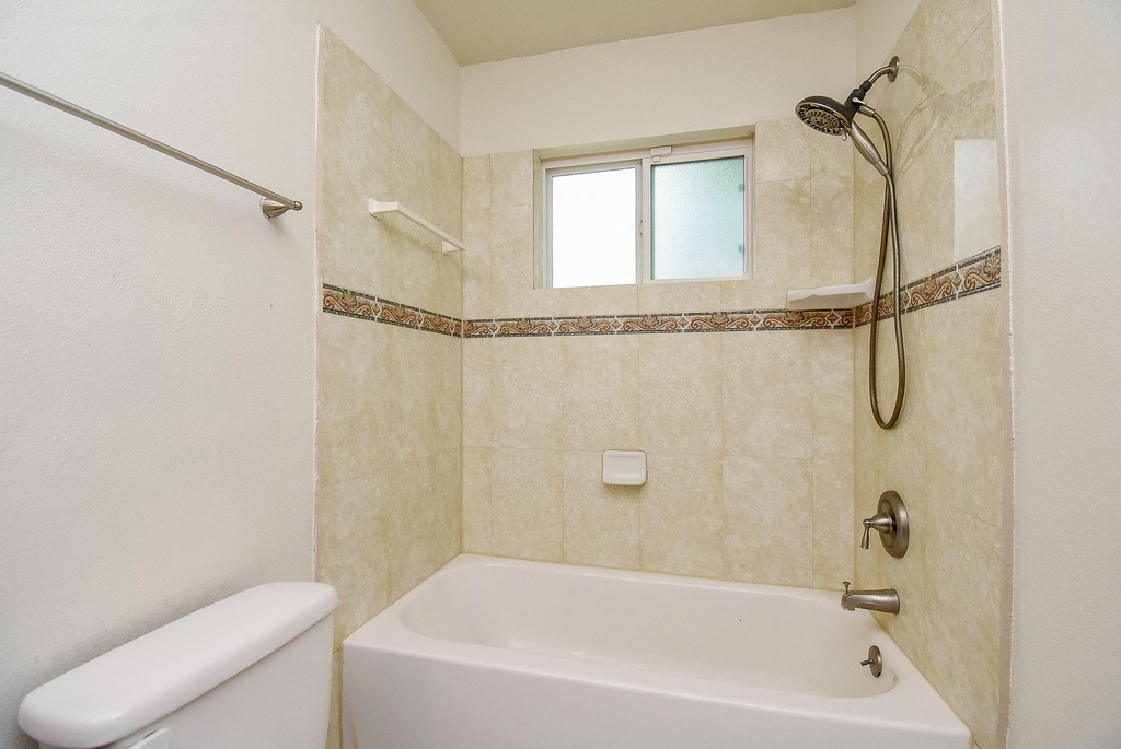 14206 Ella Lee Lane - Photo 22