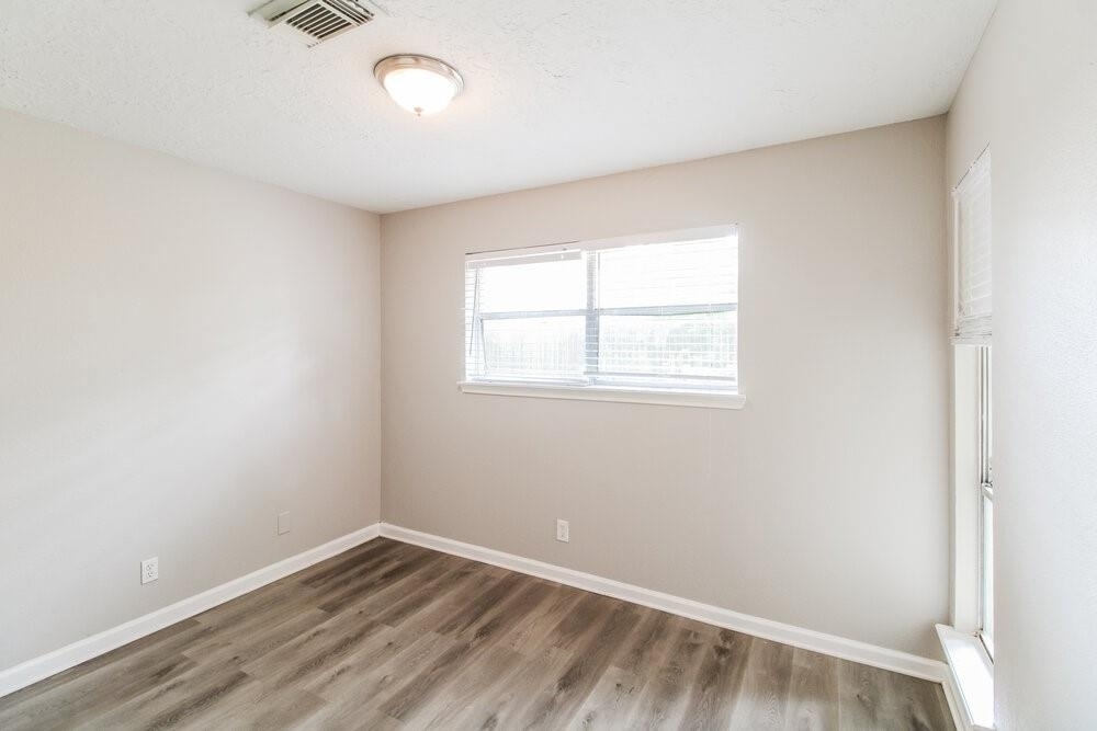 3206 Teakwood Circle - Photo 9