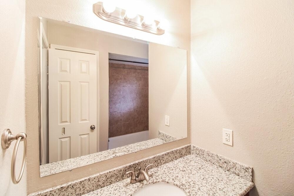 3206 Teakwood Circle - Photo 12