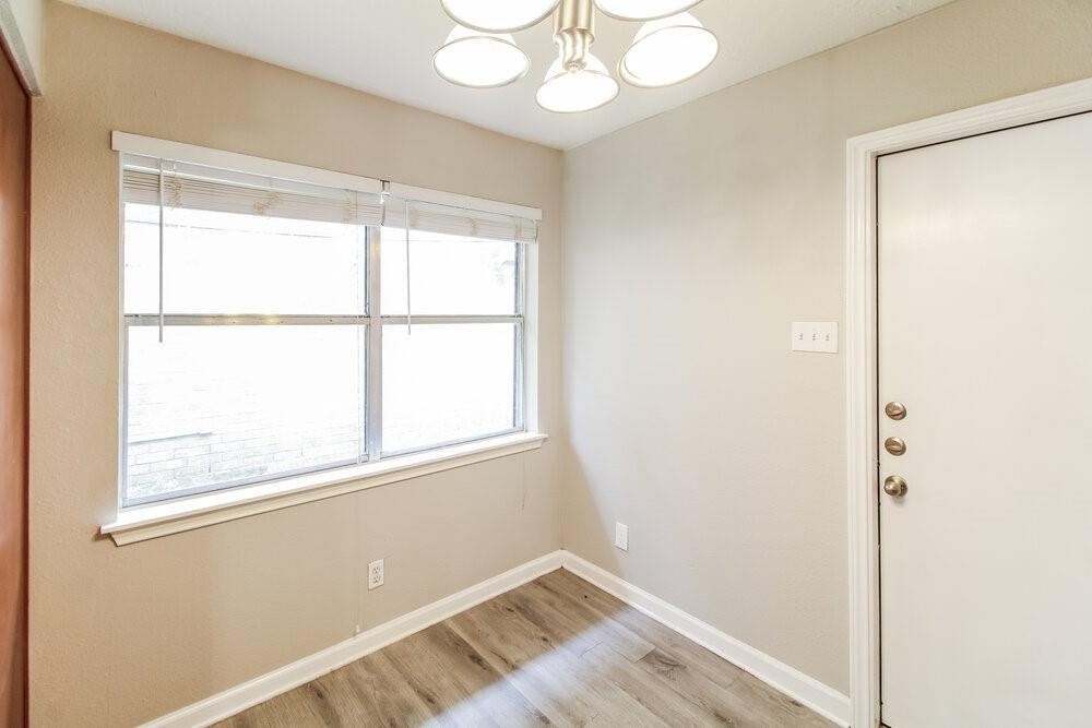 3206 Teakwood Circle - Photo 3