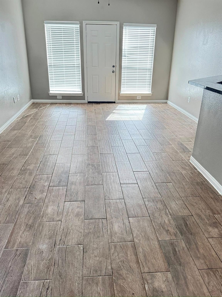 3922 Davenport Street - Photo 1