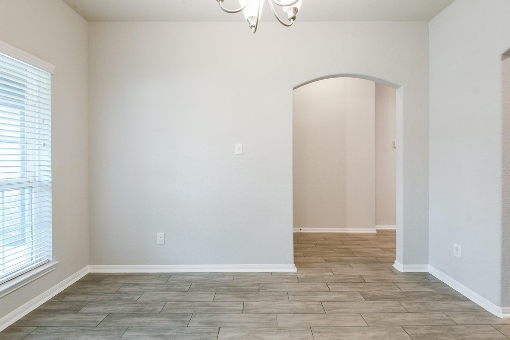2233 Garden Square Path - Photo 8