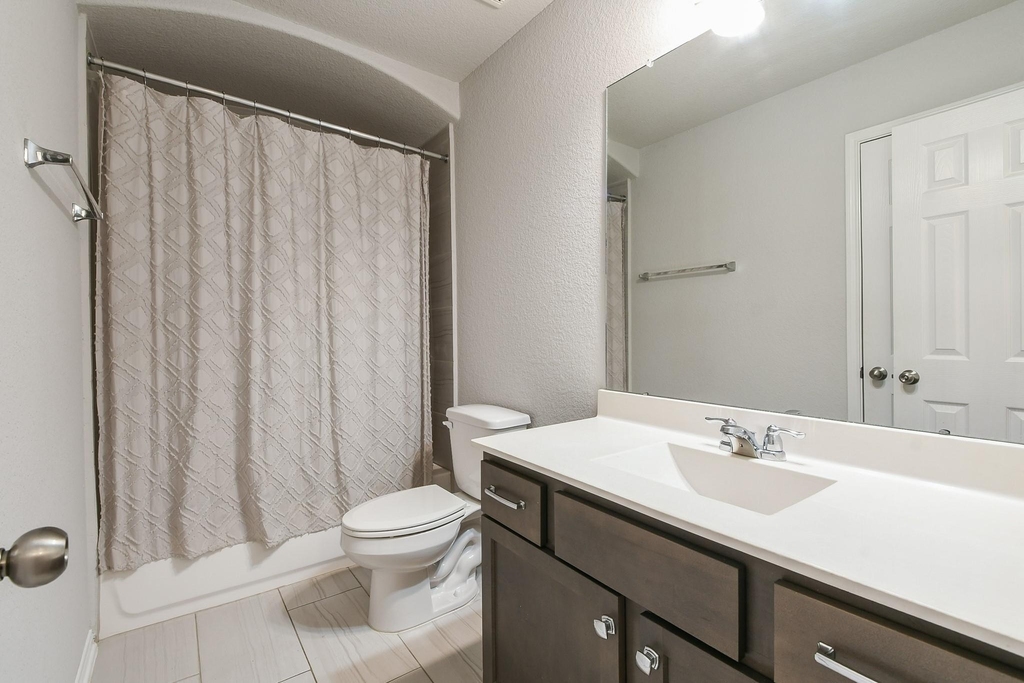 2233 Garden Square Path - Photo 26