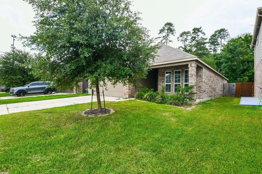 2233 Garden Square Path - Photo 2