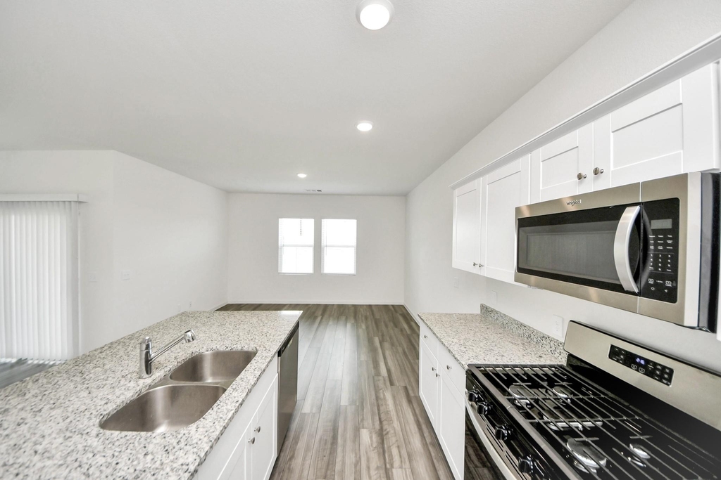 10303 Rose Mar Drive - Photo 11
