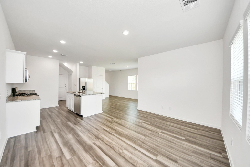 10303 Rose Mar Drive - Photo 15