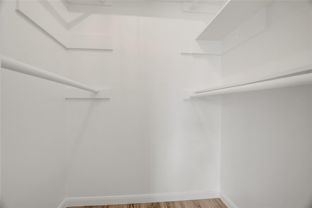 3131 Cummins Street - Photo 8