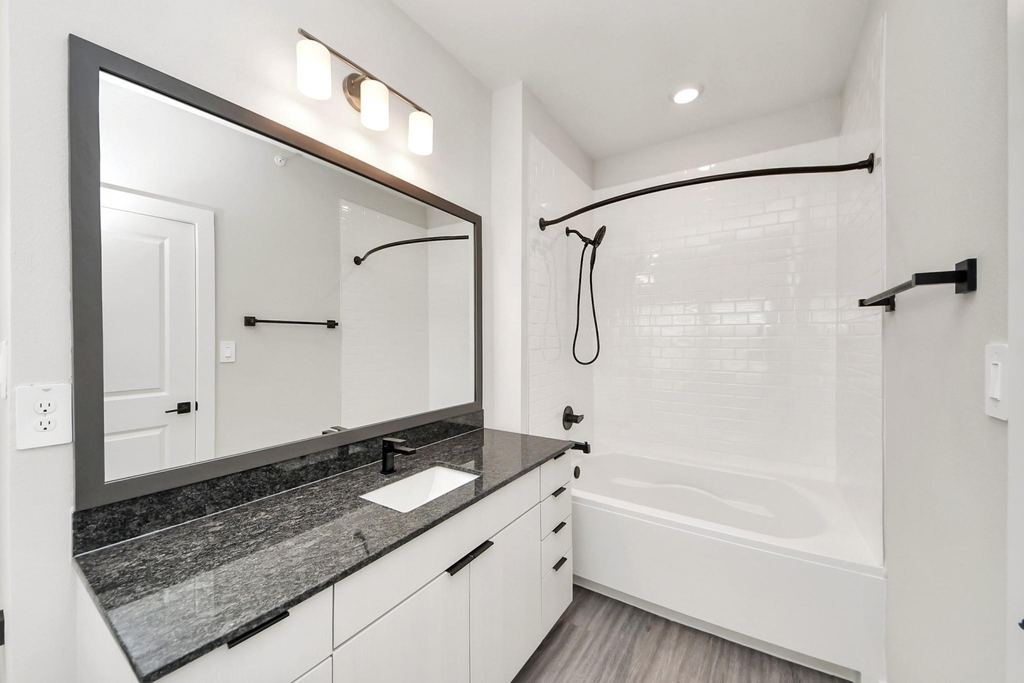 7711 Longmire Road - Photo 29