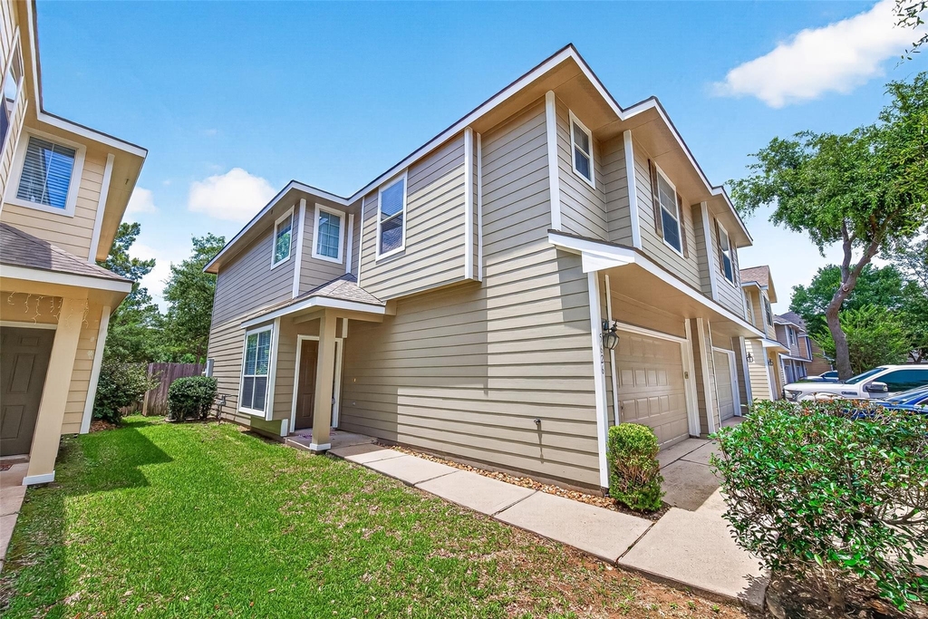 5626 Claybeck Lane - Photo 2