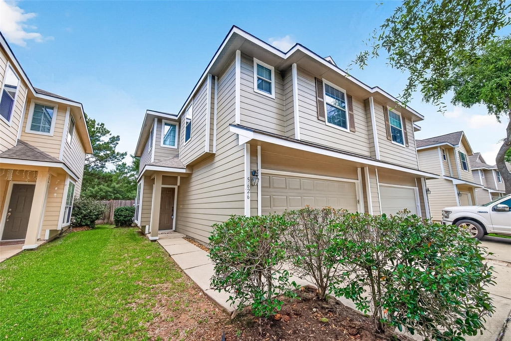 5626 Claybeck Lane - Photo 0