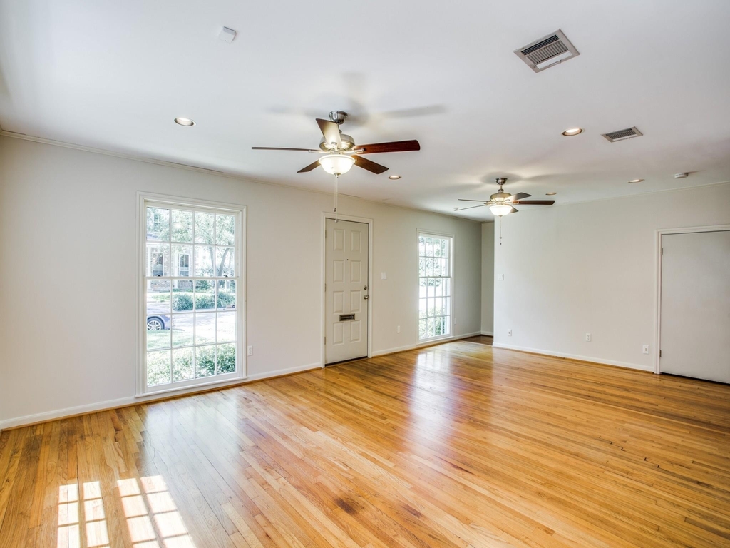2250 W Main Street - Photo 9