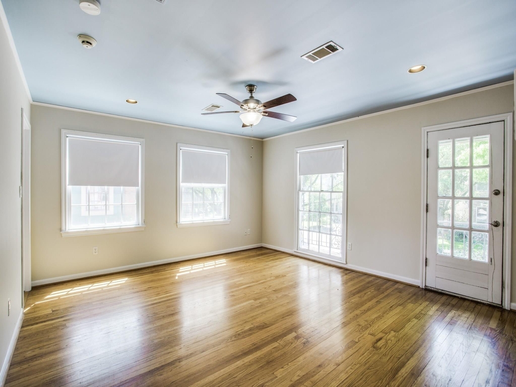 2250 W Main Street - Photo 18