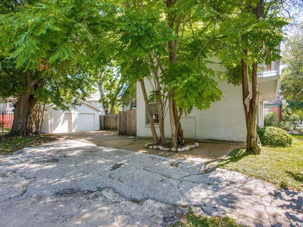 2250 W Main Street - Photo 28