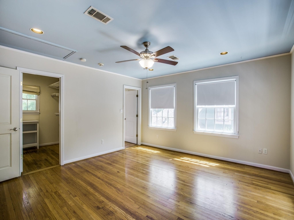2250 W Main Street - Photo 21