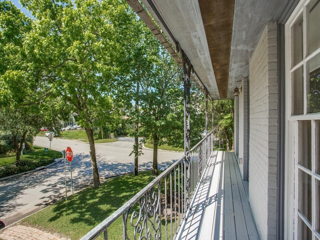 2250 W Main Street - Photo 24